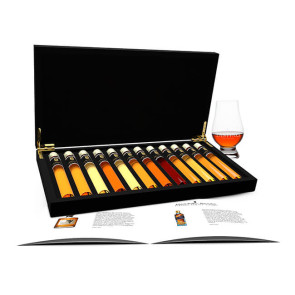 Whisky Tasting Collection 12 Premium Whisky's in Houten Cadeau Kist
