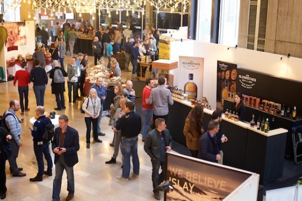 International-Malt-Whisky-Festival-Gent-2015-0109-1-e1428440983994